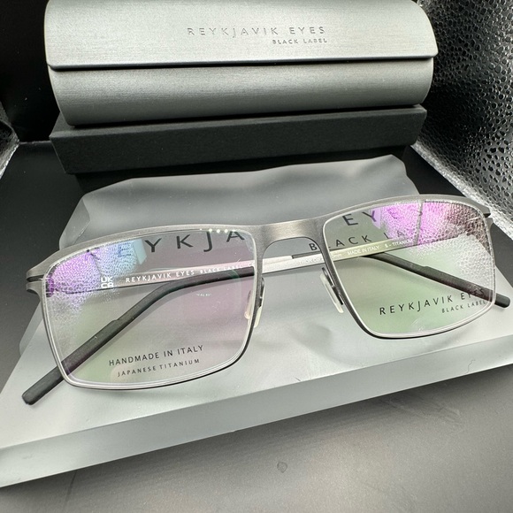 Reykjavik Eyes THOR Glasses - Picture 2 of 10